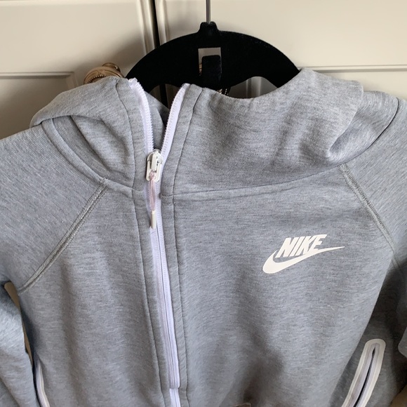 Nike zipper hoodie - Picture 2 of 4
